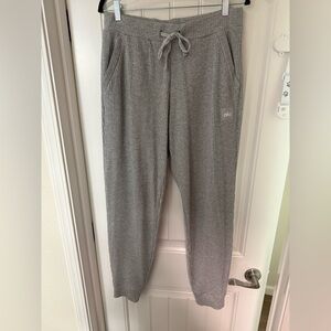 ALO Yoga Muse Sweatpant - Grey